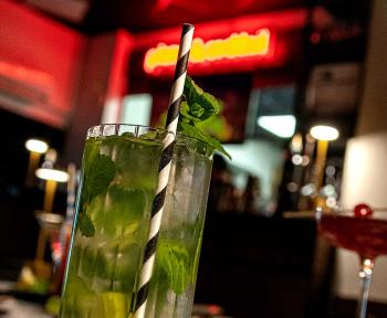 11 Cocktail Min1